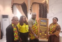 BOMADI LGA CHAIRMAN HON ANDAYE RECEIVES KWAME NKRUMAH SPECIAL LEADERSHIP AWARD